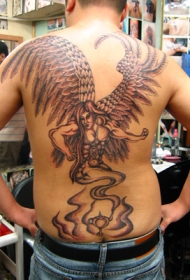 满背阿拉丁神灯和天使纹身图案