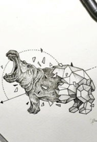黑色线条素描创意动物河马几何元素抽象纹身手稿
