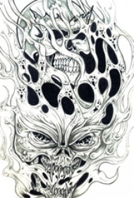 黑灰素描创意精致恐怖霸气纹身手稿