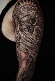 人物肖像纹身 男生手臂上黑灰纹身人物肖像纹身图片