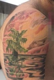 手臂上彩绘抽象线条山水树纹身风景图片