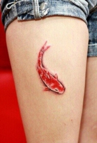腿部漂亮的3d红色鲤鱼纹身图案