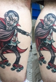 男生小腿上彩绘简单线条卡通人物吸血鬼纹身图片