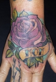 女生手背上彩绘水彩素描唯美玫瑰花朵纹身图片