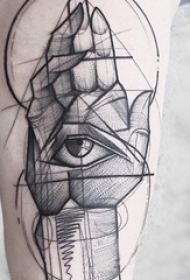 男生手臂上黑色素描抽象线条眼睛和手部纹身图片