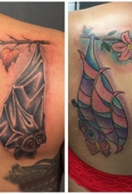 纹身蝙蝠 情侣后背上植物和蝙蝠纹身图片