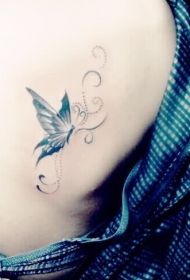 女生最喜爱的蝴蝶背部纹身图案
