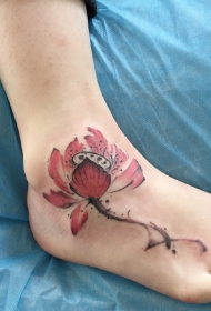 脚背好看的莲花彩绘纹身图案