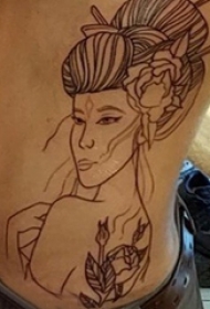 纹身艺妓素材 男生侧腰上人物肖像艺妓纹身图片