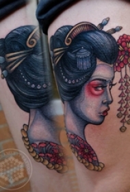 纹身日本艺妓 女生大腿上彩绘纹身日本艺妓图片
