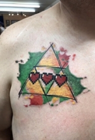 纹身胸部男 男生胸部心形和三角形纹身图片