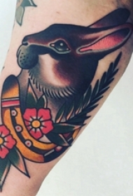 兔子纹身图案 男生手臂上兔子纹身图案