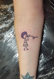 纹身卡通人物 女生手臂上彩色的卡通人物纹身图片