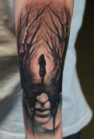 树纹身 男生手臂上人物肖像纹身图片