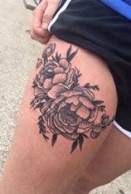 文艺花朵纹身 女生大腿上花朵纹身图片