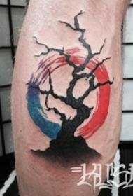 树纹身 男生小腿上树枝纹身图片