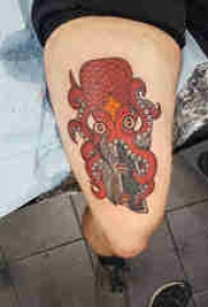 章鱼纹身简单 男生大腿上章鱼纹身图案