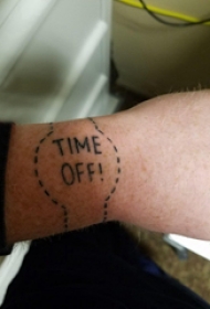 手环手表纹身图案 男生手臂上英文和手表纹身图片