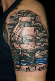 纹身小帆船 男生手臂上帆船纹身图案