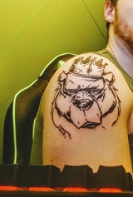熊纹身 男生手臂上熊图腾纹身图片