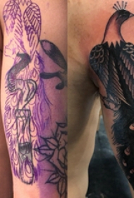 纹身覆盖 男生手臂上黑色的孔雀纹身图片