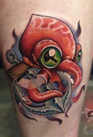 纹身卡通 男生小腿上彩色的卡通鱿鱼纹身图片
