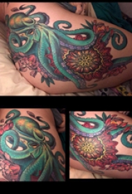 章鱼纹身图案  女生臀部彩色的章鱼纹身图片