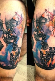 大腿纹身男 男生大腿上彩色的机器人纹身图片
