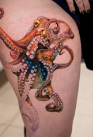章鱼纹身图案  女生大腿上个性的章鱼纹身图片