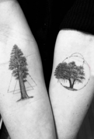 手部树木纹身 男生手臂上几何和大树纹身图片