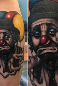 小丑纹身  男生小腿上悲伤的小丑纹身图片