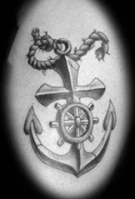 欧美船锚纹身  写实风格的欧美船锚纹身图案
