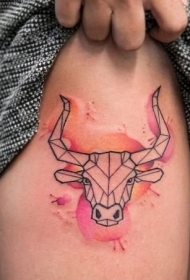 公牛纹身图案    多款设计感十足的公牛纹身图案