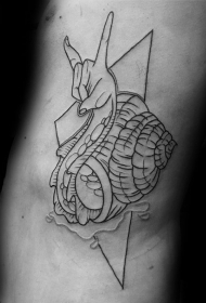 蜗牛纹身图案   行动缓慢的蜗牛纹身图案