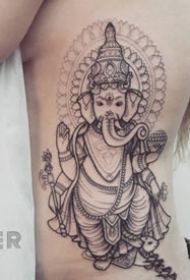 泰国风格的象神纹身图案9张