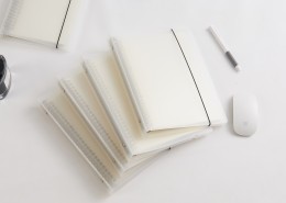 透明硬塑料封面笔记本图片(9张)