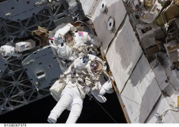 太空中的宇航员图片(15张)