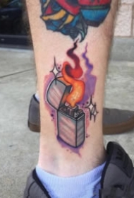 打火机主题的9张打火机纹身图案