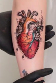 心脏主题的9张纹身图案作品