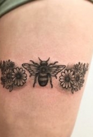 小蜜蜂纹身图案 多款各风格的动物小蜜蜂纹身图案