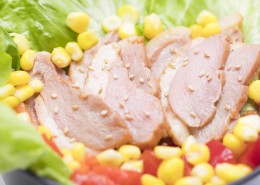 美味好吃的鸭胸肉蔬菜沙拉图片(10张)