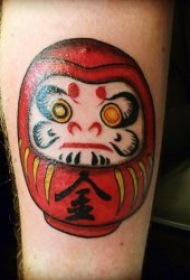 日式达摩纹身    奇特而又神秘的达摩吉祥娃娃纹身图案