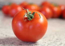新鲜鲜红的番茄图片(10张)
