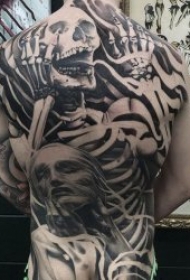 骷髅人物纹身  9张色调沉闷骇人的骷髅人物纹身图案