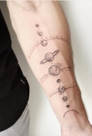 星球纹身 9款很有创意的漂亮几颗星球组成的纹身图案