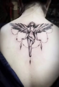 带翼天使纹身 9张带翅膀的天使纹身图案