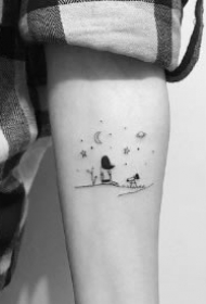 星月纹身 极简星星和月亮元素的一组极简小纹身图案