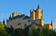 西班牙塞哥维亚城堡图片(12张)