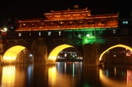 湖南湘西凤凰古城夜景图片(12张)