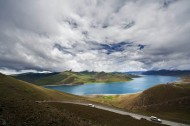 西藏羊卓雍错风景图片(7张)